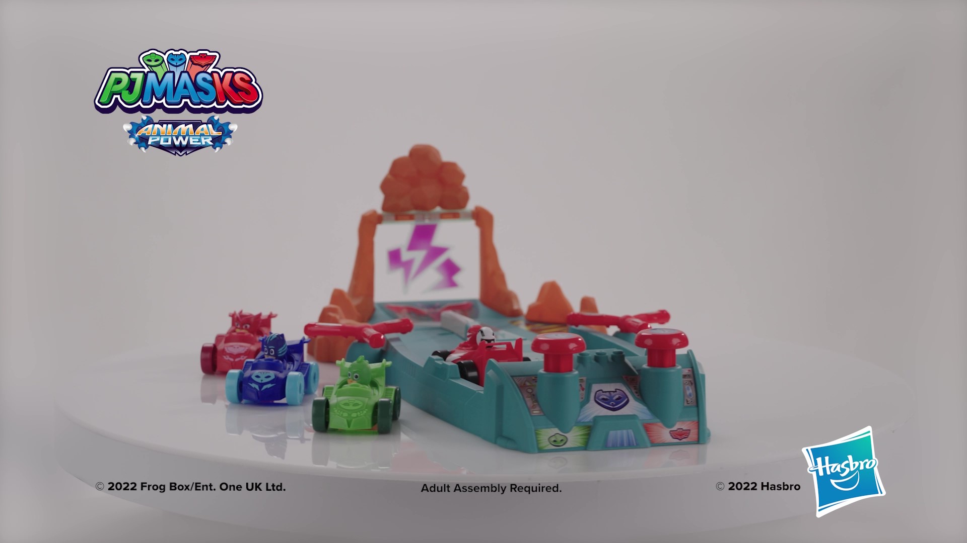 Amazon.com: PJ Masks Animal Power Smash and Zoom Racetrack